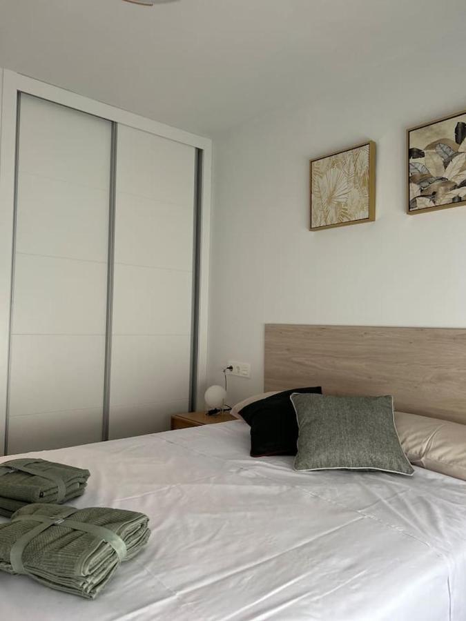 Apartamentos Breton 17 Suite Familiar Alicante Kültér fotó