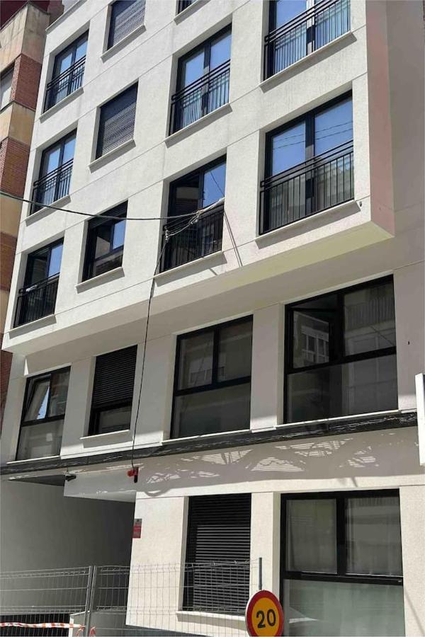 Apartamentos Breton 17 Suite Familiar Alicante Kültér fotó